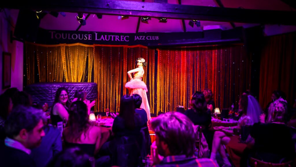 burlesque bottomless brunch toulouse lautrec jazz club